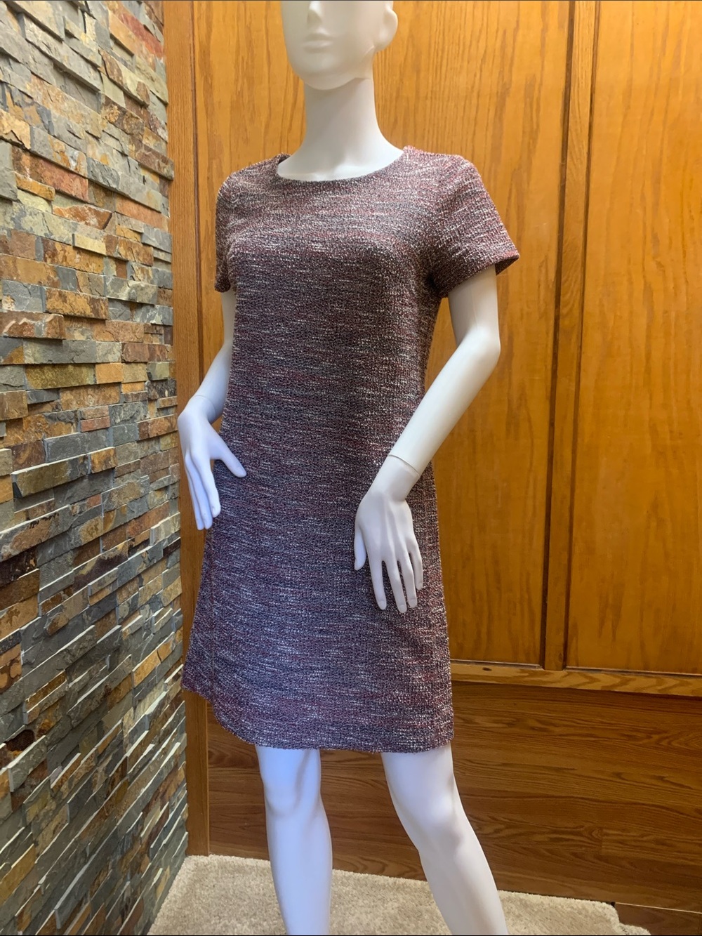 LOFT Outlet Burgundy and White Tweed Textured shift dress small